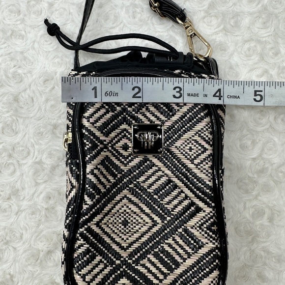 PurseN Raffia Aztec Pattern Small Crossbody Insulated Black & Tan - Picture 12 of 12